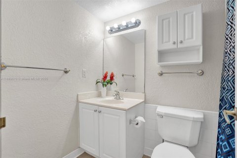 Снять в аренду кондоминиум в Холливуд, Флорида 54.81м2, № 2034660 - фото 9