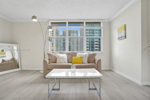 Снять в аренду кондоминиум в Холливуд, Флорида 54.81м2, № 2034660 - фото 19