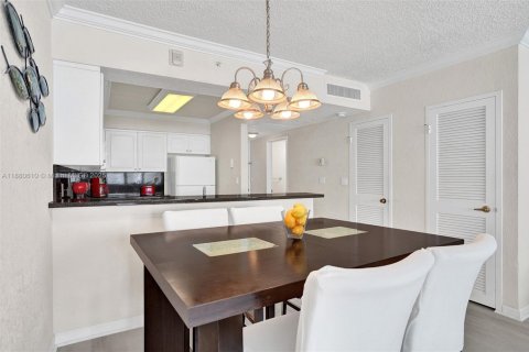 Снять в аренду кондоминиум в Холливуд, Флорида 54.81м2, № 2034660 - фото 10