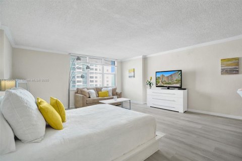 Снять в аренду кондоминиум в Холливуд, Флорида 54.81м2, № 2034660 - фото 12