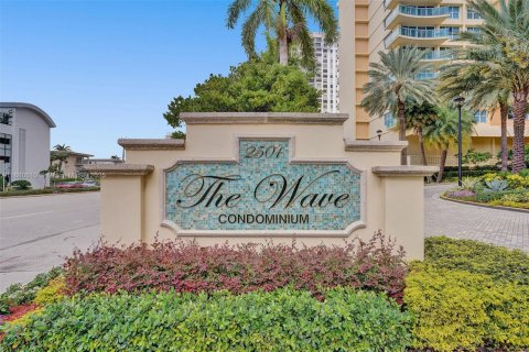 Снять в аренду кондоминиум в Холливуд, Флорида 54.81м2, № 2034660 - фото 21