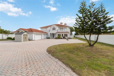 Casa en venta en Titusville, Florida, 5 dormitorios, 763.38 m2 № 1276831 - foto 22
