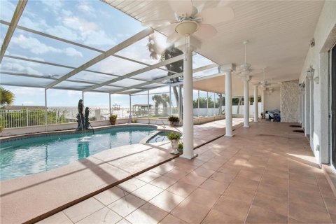 Casa en venta en Titusville, Florida, 5 dormitorios, 763.38 m2 № 1276831 - foto 23