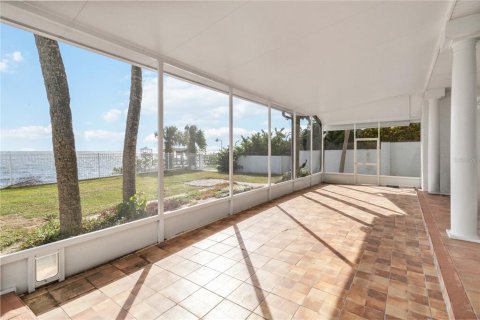 Casa en venta en Titusville, Florida, 5 dormitorios, 763.38 m2 № 1276831 - foto 29