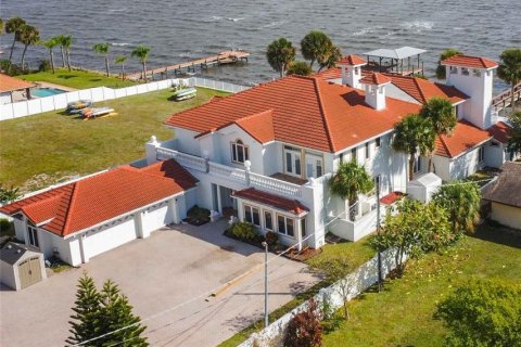 Casa en venta en Titusville, Florida, 5 dormitorios, 763.38 m2 № 1276831 - foto 4