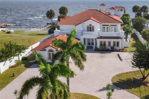 Casa en venta en Titusville, Florida, 5 dormitorios, 763.38 m2 № 1276831 - foto 2