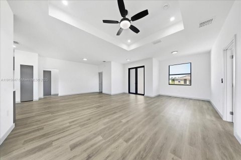 Casa en venta en Lehigh Acres, Florida, 3 dormitorios, 140.56 m2 № 1971658 - foto 10