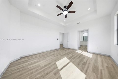 Casa en venta en Lehigh Acres, Florida, 3 dormitorios, 140.56 m2 № 1971658 - foto 20