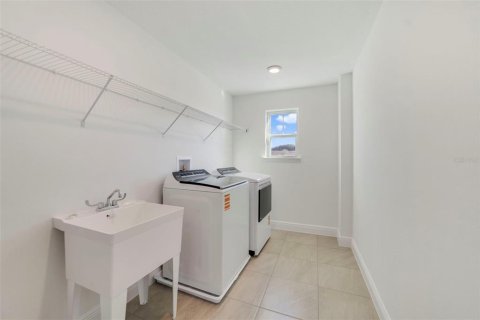 Villa ou maison à vendre à Clermont, Floride: 4 chambres, 335.47 m2 № 1842160 - photo 16