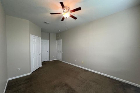 Condo in Orlando, Florida, 3 bedrooms № 2236002 - photo 16
