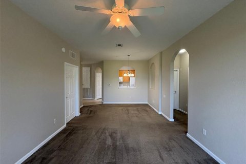 Condo in Orlando, Florida, 3 bedrooms № 2236002 - photo 7