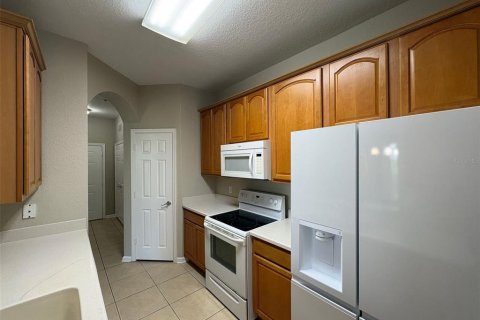 Condo in Orlando, Florida, 3 bedrooms № 2236002 - photo 13