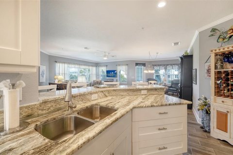 Copropriété à vendre à Bradenton, Floride: 3 chambres, 172.24 m2 № 1575167 - photo 5