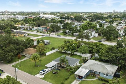 Terreno en venta en Tampa, Florida № 1822467 - foto 5