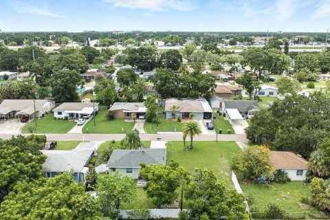 Terreno en venta en Tampa, Florida № 1822467 - foto 8