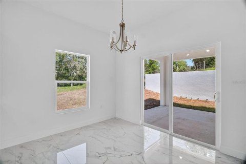 Villa ou maison à vendre à Umatilla, Floride: 4 chambres, 145.2 m2 № 2121944 - photo 9