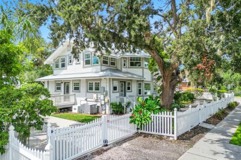 House in Palmetto, Florida 4 bedrooms, 273.6 sq.m. № 1899818 - photo 9