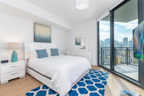 Apartamento en alquiler en Miami, Florida, 1 dormitorio, 111.48 m2 № 1938468 - foto 9