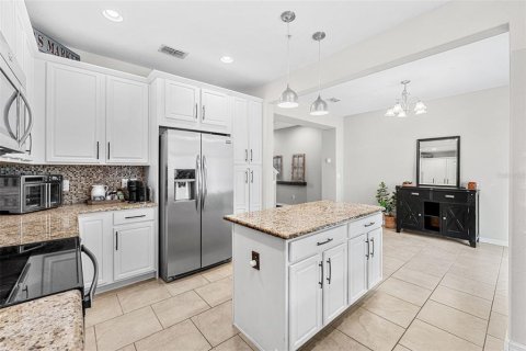Touwnhouse à vendre à Winter Springs, Floride: 3 chambres, 192.12 m2 № 2227785 - photo 8