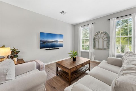 Touwnhouse à vendre à Winter Springs, Floride: 3 chambres, 192.12 m2 № 2227785 - photo 6