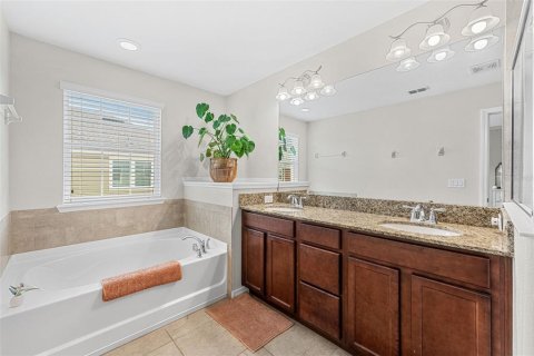 Touwnhouse à vendre à Winter Springs, Floride: 3 chambres, 192.12 m2 № 2227785 - photo 15