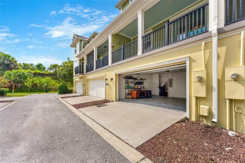 Touwnhouse à vendre à Winter Springs, Floride: 3 chambres, 192.12 m2 № 2227785 - photo 29