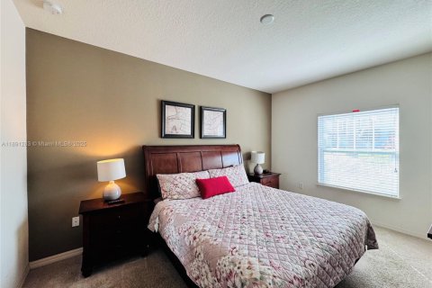 Adosado en venta en Kissimmee, Florida, 3 dormitorios № 1944111 - foto 9
