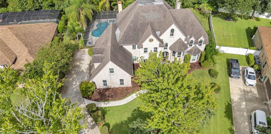 House in Ormond Beach, Florida 5 bedrooms, 449.65 sq.m. № 1878322