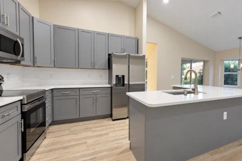 Villa ou maison à vendre à Sebastian, Floride: 3 chambres, 171.78 m2 № 2435503 - photo 9