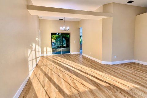 Villa ou maison à vendre à Sebastian, Floride: 3 chambres, 171.78 m2 № 2435503 - photo 6