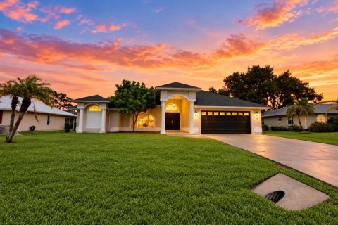 Villa ou maison à Sebastian, Floride 3 chambres, 171.78 m2 № 2435503