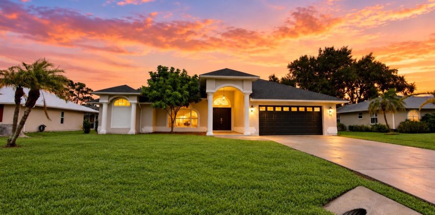 Villa ou maison à Sebastian, Floride 3 chambres, 171.78 m2 № 2435503