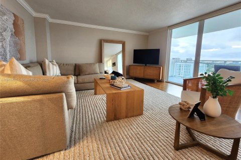 Снять в аренду кондоминиум в Халландейл-Бич, Флорида 2 спальни, 121.89м2, № 1972801 - фото 5