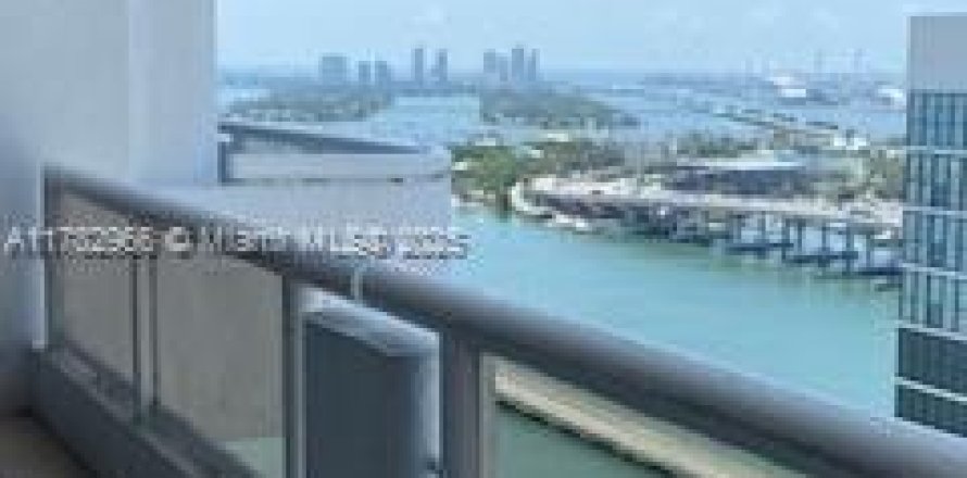Condo à Miami, Floride, 1 chambre № 1868792