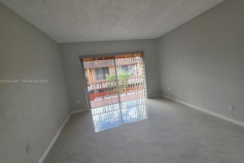 Apartment in Miami, Florida 2 bedrooms, 59.36 sq.m. № 2056856 - photo 9