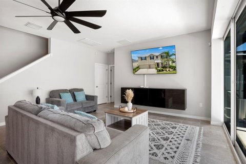 House in Bradenton, Florida 5 bedrooms, 347.92 sq.m. № 1827769 - photo 14