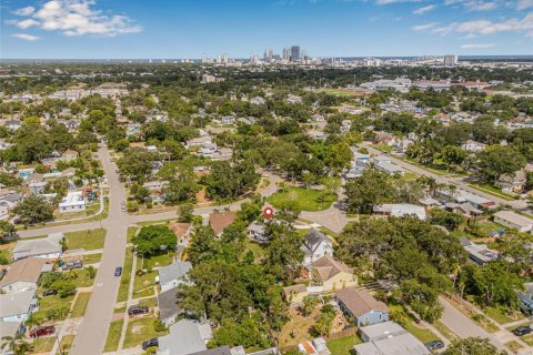 House in Saint Petersburg, Florida 3 bedrooms, 109.35 sq.m. № 1843243 - photo 28
