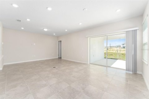 Villa ou maison à louer à Davenport, Floride: 4 chambres, 146.79 m2 № 2122202 - photo 8