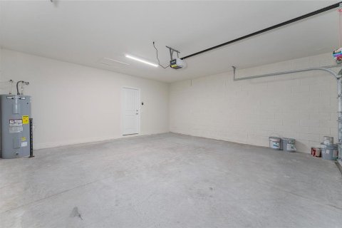 Villa ou maison à louer à Davenport, Floride: 4 chambres, 146.79 m2 № 2122202 - photo 24