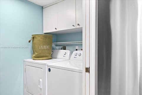 Condominio en venta en Davie, Florida, 4 dormitorios, 116.13 m2 № 1945883 - foto 25