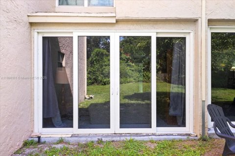 Condominio en venta en Davie, Florida, 4 dormitorios, 116.13 m2 № 1945883 - foto 18