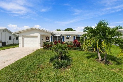 Villa ou maison à vendre à Boynton Beach, Floride: 2 chambres, 122.35 m2 № 2422985 - photo 2
