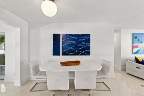 Villa ou maison à vendre à Boynton Beach, Floride: 2 chambres, 122.35 m2 № 2422985 - photo 8