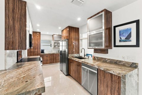 Villa ou maison à vendre à Boynton Beach, Floride: 2 chambres, 122.35 m2 № 2422985 - photo 9