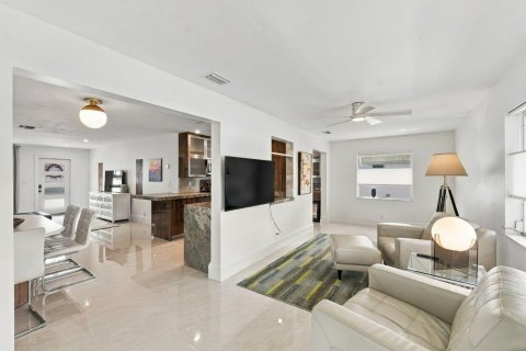 Villa ou maison à vendre à Boynton Beach, Floride: 2 chambres, 122.35 m2 № 2422985 - photo 16