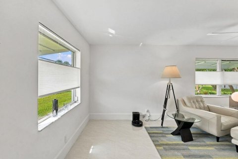 Villa ou maison à vendre à Boynton Beach, Floride: 2 chambres, 122.35 m2 № 2422985 - photo 13