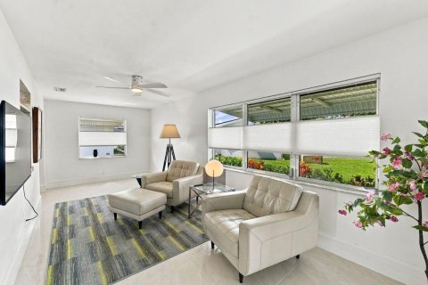 Villa ou maison à vendre à Boynton Beach, Floride: 2 chambres, 122.35 m2 № 2422985 - photo 15