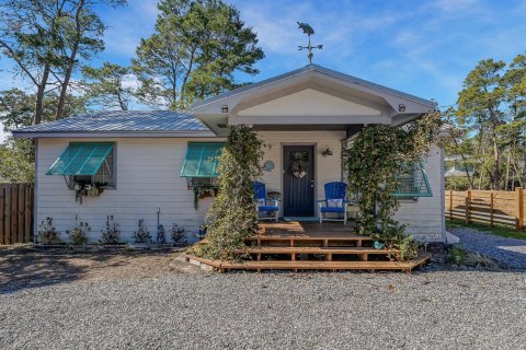 House in Inlet Beach, Florida 3 bedrooms, 84.73 sq.m. № 559565 - photo 1