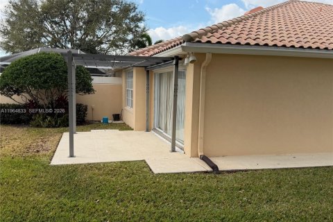 Casa en alquiler en Wellington, Florida, 2 dormitorios, 156.08 m2 № 2026098 - foto 4