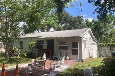 House in Tampa, Florida 3 bedrooms, 105.82 sq.m. № 2148005 - photo 2